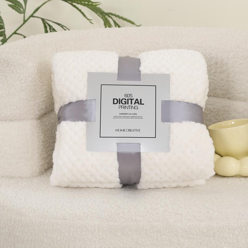 Thickened Pineapple Check Flannel Blanket Set - Ten-Piece Solid Color Winter Throw