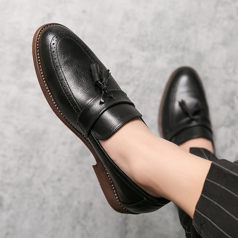 Fashion Brand Men's Tassel Loafers Leather Slip on Casual Non-slip Business Dress Shoes Men Handmade Wedding Party Office Fashion Shoes