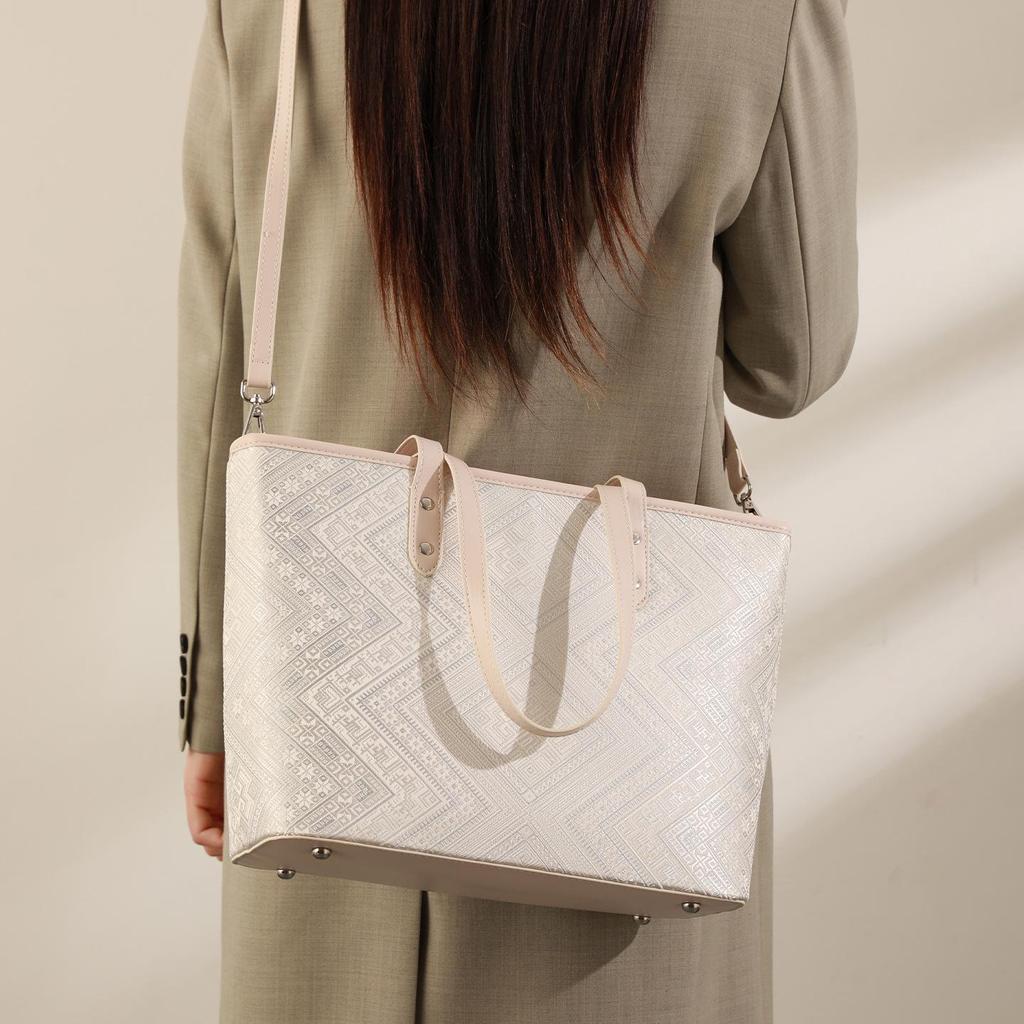 2026 Guangxi Zhuang Brocade Women's Tote: New Meander Pattern, Large Capacity, Chinese Style Handheld or Single Shoulder Bag