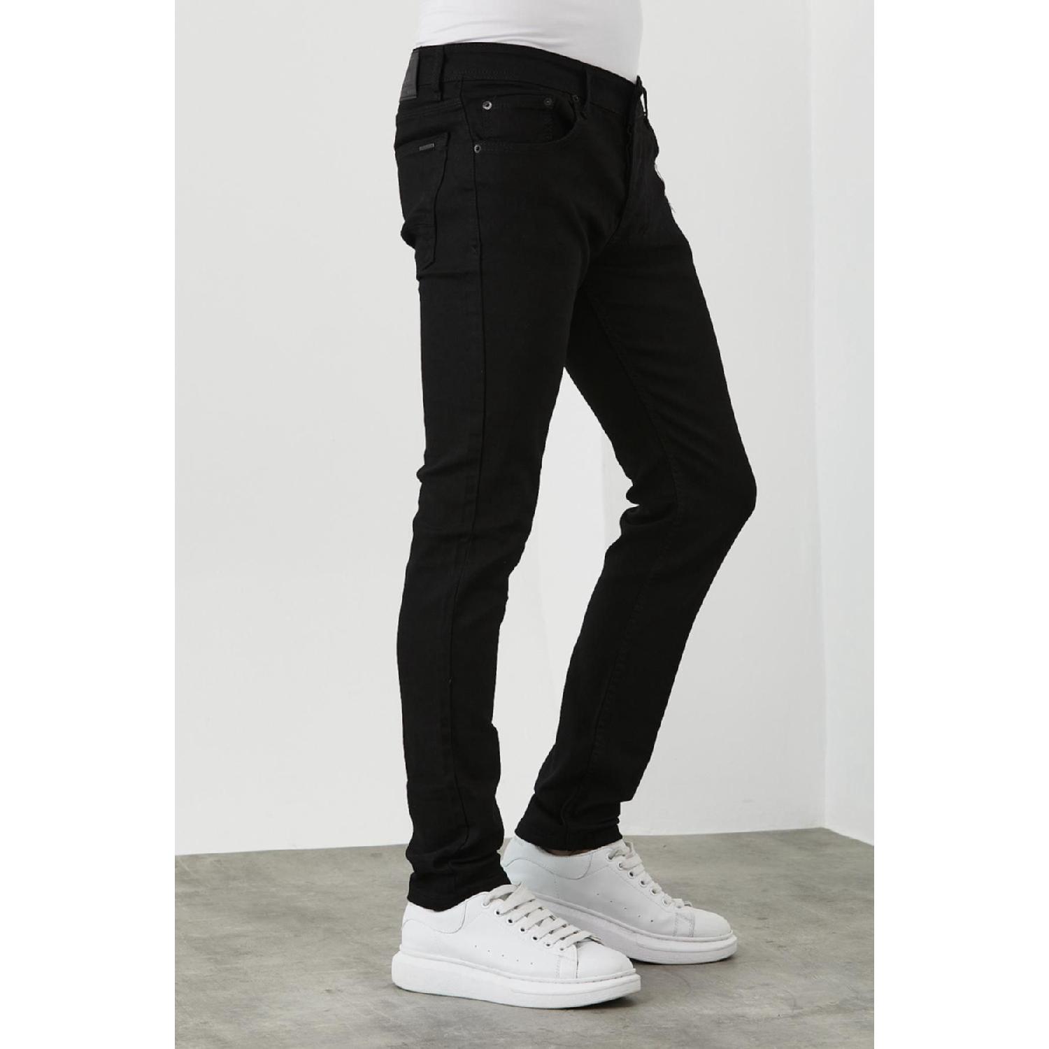 

Мужские зауженные джинсовые брюки черные 29 чёрный