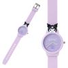 Sanrio Kuromi Mascotte Horloge met LCD Scherm Achterkant ABS Beschermer PVC, Beschermer PET, Behuizing PS, (Productcode 639460)