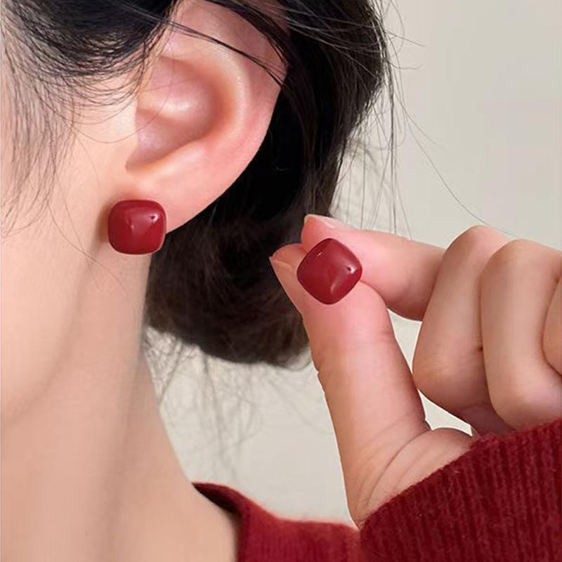 

CCB Wine Red Small Square Ancona Stud Earrings for Women Geometry Smooth Wedding Zircon Christmas Girl Valentine s Day Gift