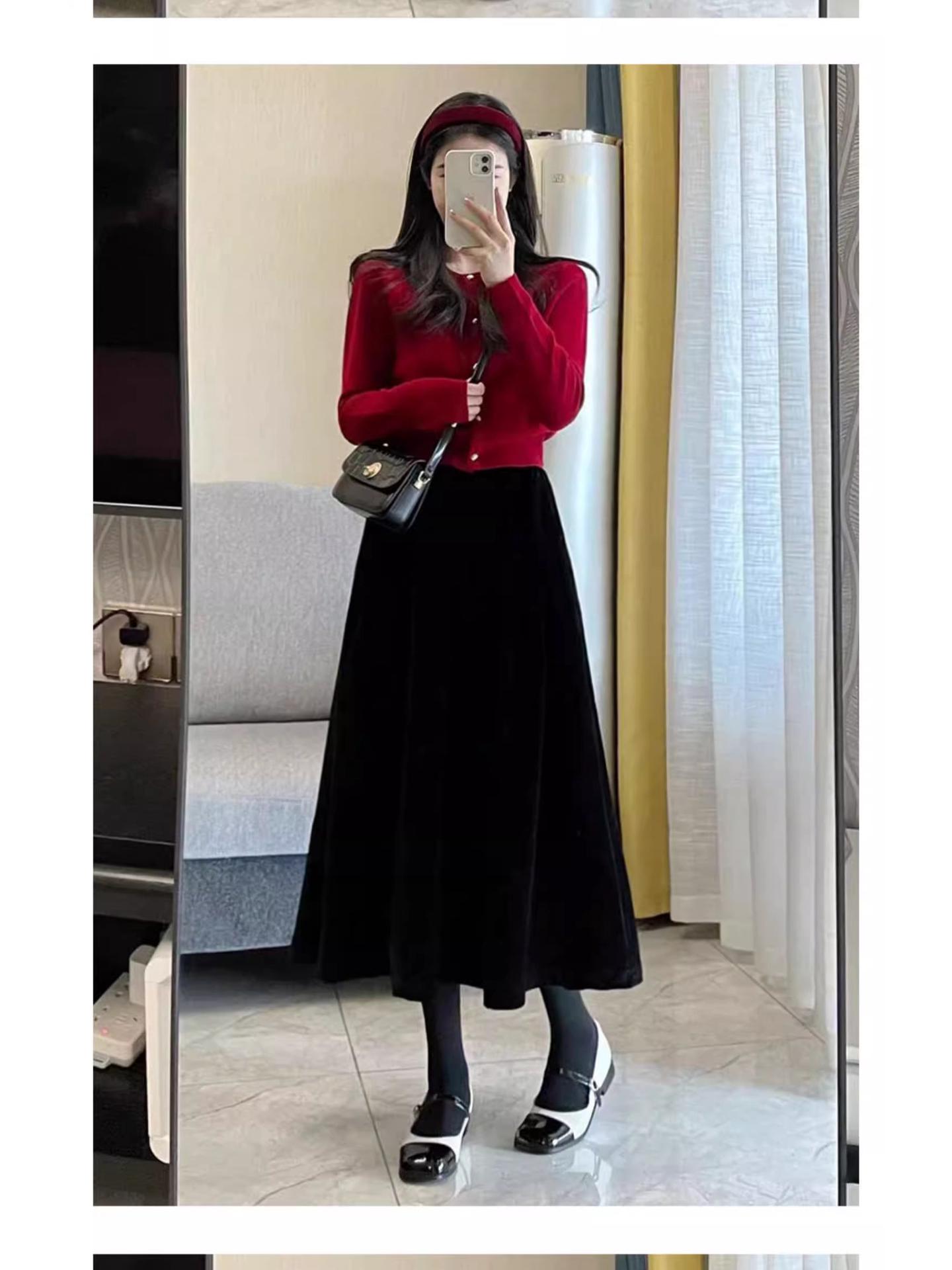 2026 Spring Black Gold Velvet A-line Women s High Waist Skirt - Mid-length and Slimming XL (130-145 kg)
