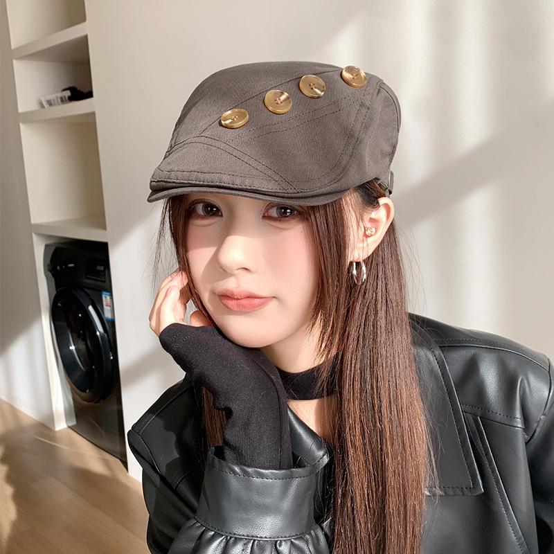 Spring and summer versatile shade vintage button forward hat girl