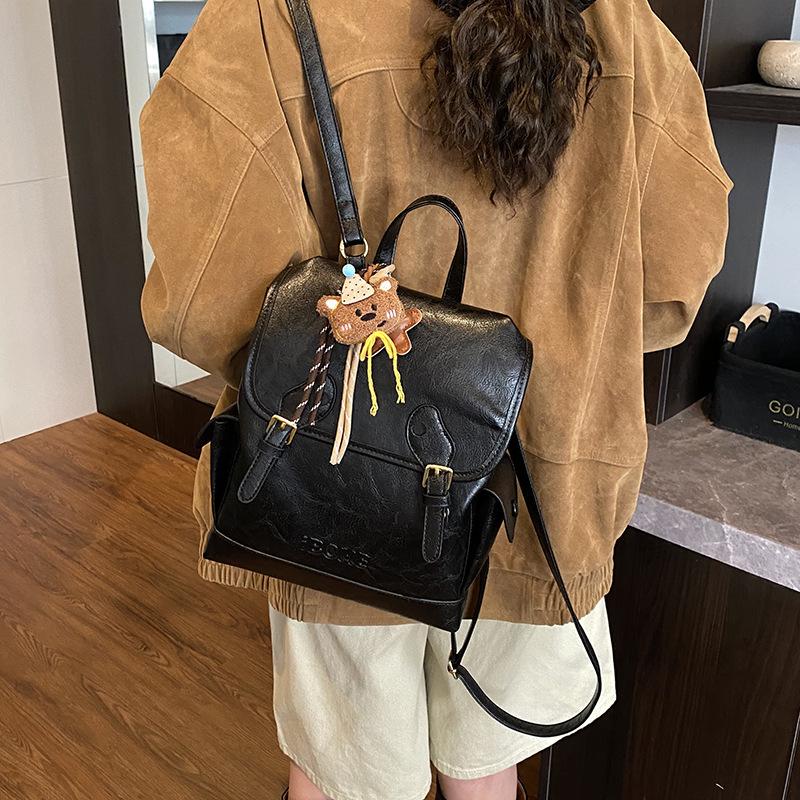 Schoolbag autumn and winter new fashion trend women's backpack retro versatile women's backpack multi-functional simple exquisite bag