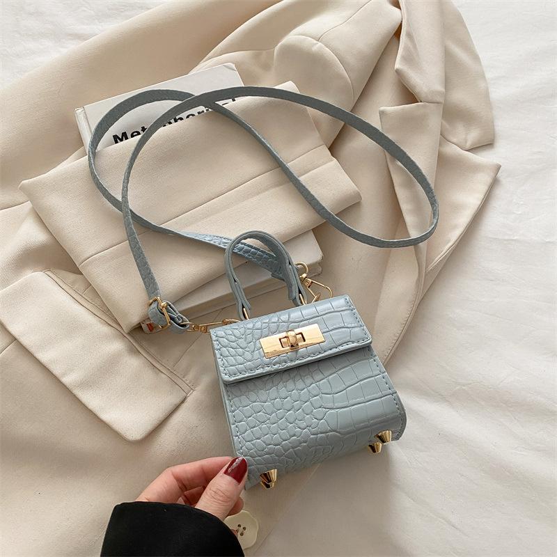 Damen-Handtasche aus Kunstleder mit Schlossverschluss, Neue trendige quadratische Schulter-Umhängetasche im Ins-Stil, Kleine Geldbörse im Streetstyle