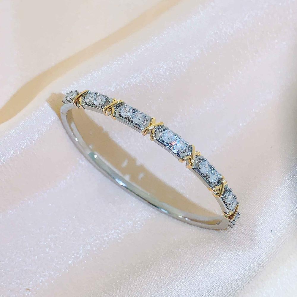 Bracelet Européen et Américain Rétro Bicolore Cuivre Électroplaqué Zirconium Luxe Léger Ne Se Décolore Pas Bracelet Polyvalent Haut de Gamme pour Femme