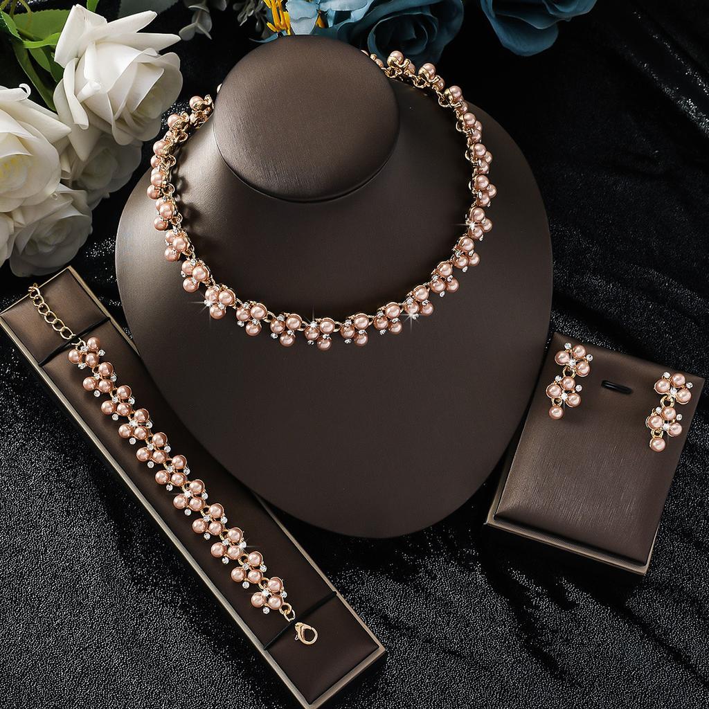 Geometric Diamond-Set Pearl Necklace Women'S Three-Piece French Temperament High-End Clavicle Chain Niche Temperament Jewelry