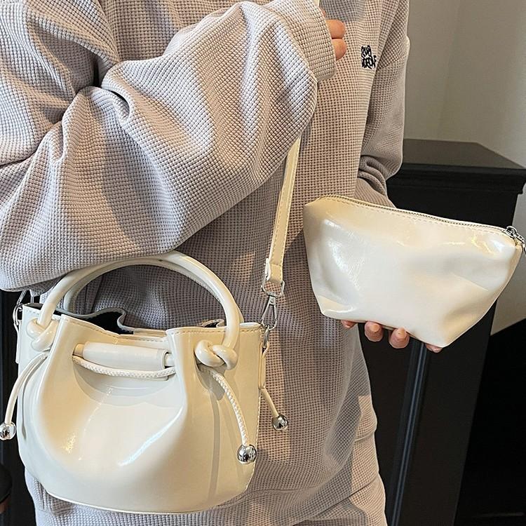 Niche bag women's summer new handbag texture versatile shoulder bag fashion pleated shoulder oblique span bag