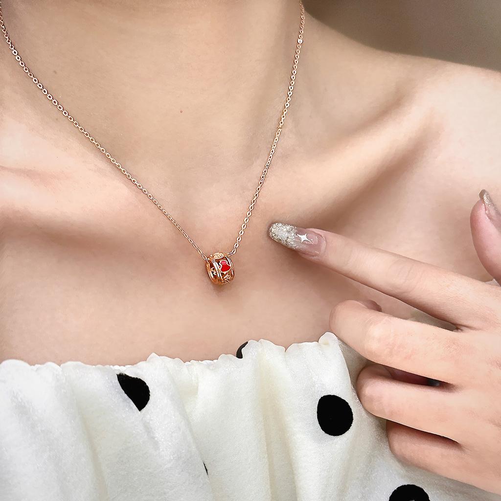 Hollow röd pumpa transferpärla halsband ädel halskedja känsla nyckelbenskedja