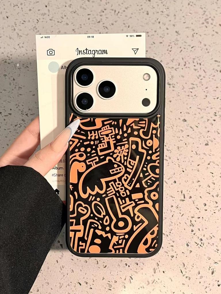 Personalized Trendy Brand Line Graffiti Suitable for Apple 17Promax Mobile Phone Case IP16 Matte PC15 Large Hole 14 Men and Women