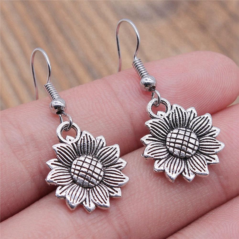 Drop & Dangle Earring Plant Flower Wedding Jewelry FindingsEarring Size 18x19mm QE019