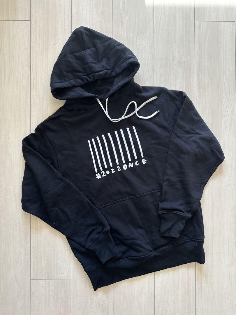 

[USED] TWICE 4TH WORLD TOUR III Hooded Sweatshirt