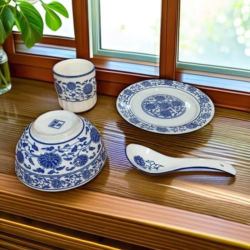 Retro Blue & White Porcelain Tableware Set: Tea Cup, Rice Bowl, Plate, Soup Spoon