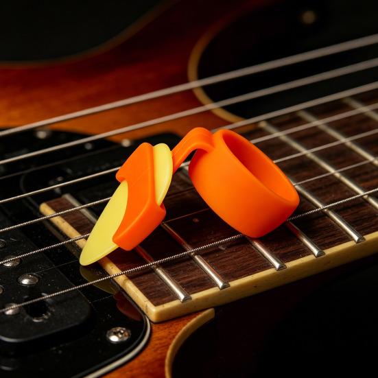 Guitar Pick Grip with Loop Non-slip Preventing Pick Drop Men Women Finger Pick Holder Guitar Bass Ukulele String Instruments Accessories
