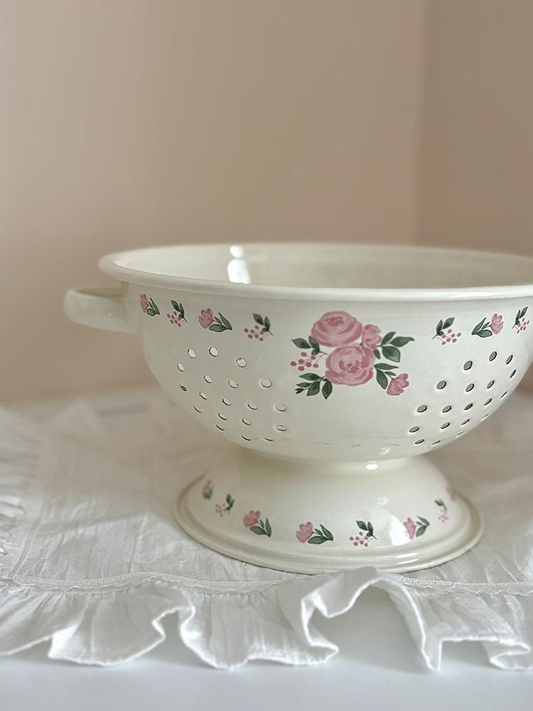 Enameled Retro Fruit Basket Draining Tray Storage Basket Kitchen Accessories Handmade Dishwasher Safe Fruit Serving Bowl