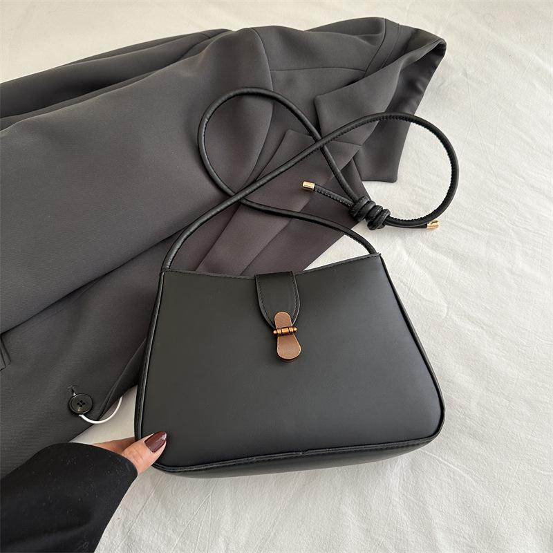 Niche retro underarm bag for women  new fashion small square bag versatile single shoulder messenger bag for women