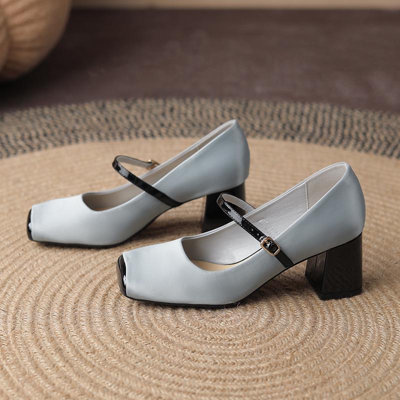 French Retro Pig Nose Square Toe Mary Jane Chunky Heels for Women - Spring/Autumn Style