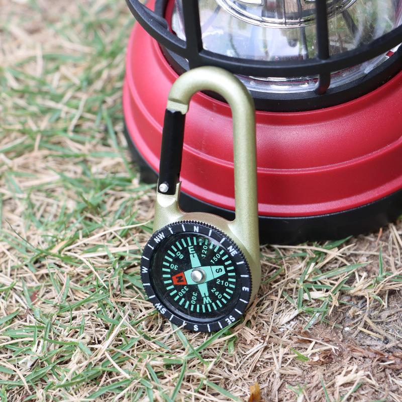 1Pc Outdoor Tactical Survival Equipment Multifunctional Compass Compass Compass Compass Alloy Mountaineering Buckle Keychain Compass Quick Hanging