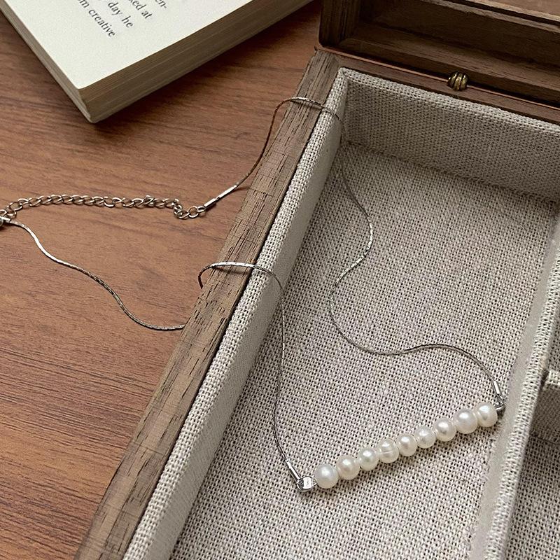French Retro Pearl Necklace Hong Kong Style Elegant Collarbone Chain Niche Atmosphere Necklace