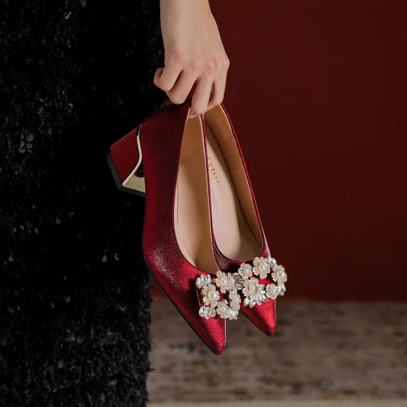 

Женская обувь Модные туфли-лодочки Красивые туфли на высоком каблуке с кристаллами Туфли для вечеринки для девочек 35 красный