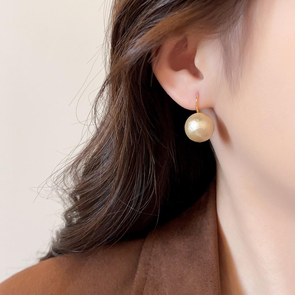 Gold Cotton Pearl Ear Hook Earrings Women's Light Luxury Premium Temperament Atmospheric Stud Earrings 1011 New Commuter Earrings