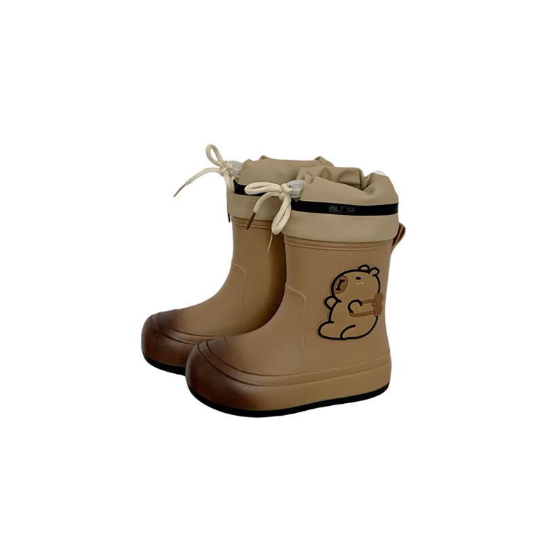 Women's Capybara Rain Boots: Cute, Waterproof, Non-Slip Rubber Ankle Boots for Students and Adults.