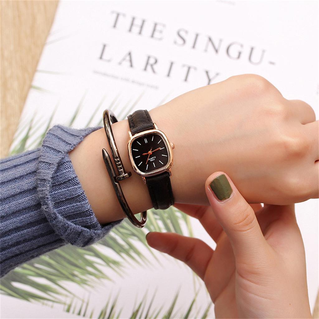 Women Fashion Leather Watch