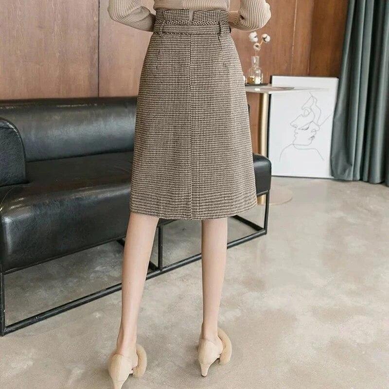 Qooth Women Vintage Checkered Wool Pencil Skirt Elegant High Waist Houndstooth HiP Skirt For Autumn Winter QT2301