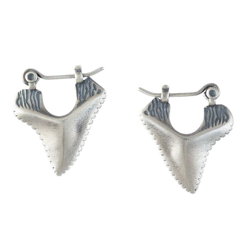 Retro Shark Teeth Stud Earrings Men's and Women's Earrings Punk Ruffian Handsome Triangular Earclips Niche Earrings Trend Personality