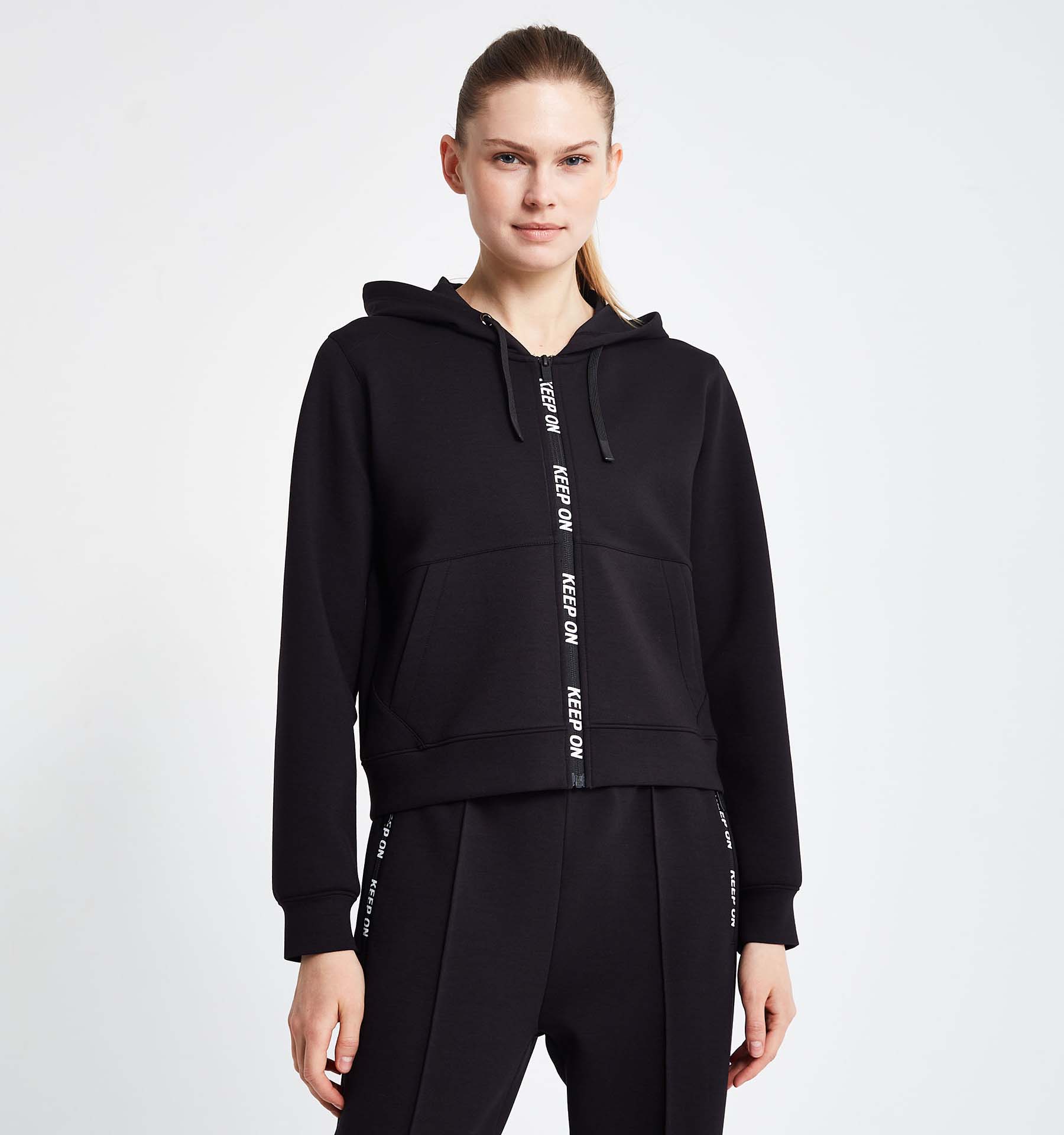 

Women s Half Zipper Top 24N-2136 XL чорний