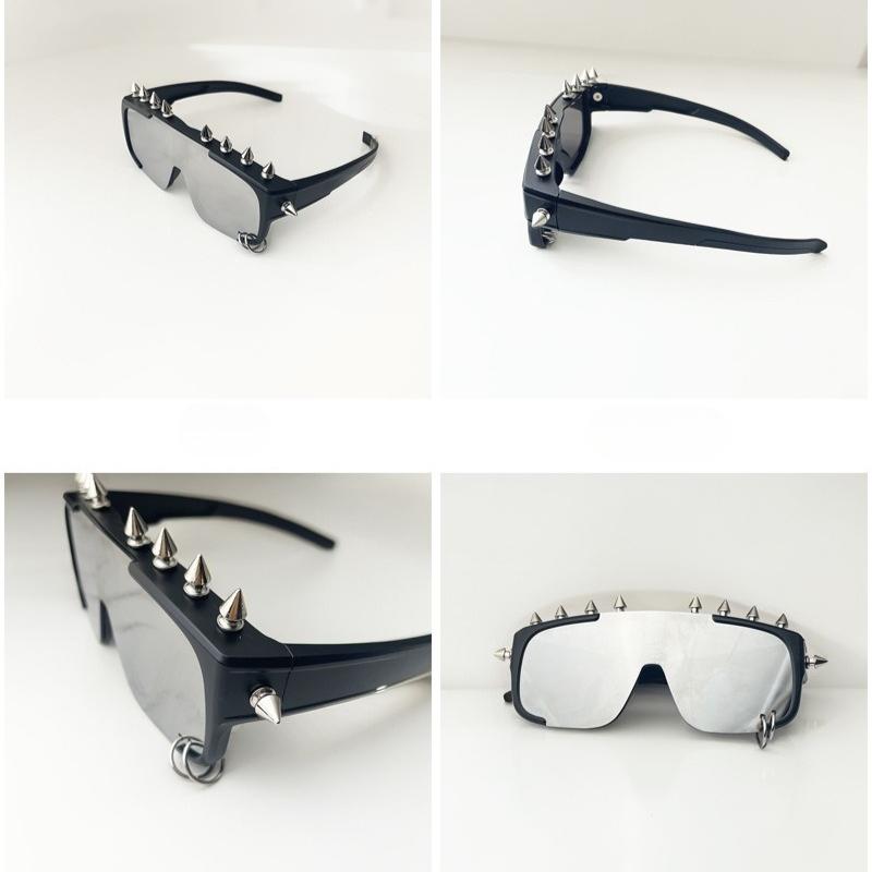 Unisex Punk Rivet Sunglasses Fashion Rock Style Eyewear