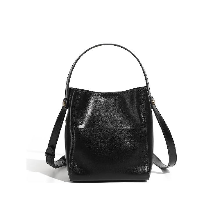 New vintage vegetable-tanned leather shoulder bag, commuter handbag, bucket bag, genuine leather women's bag, large-capacity leather tote bag