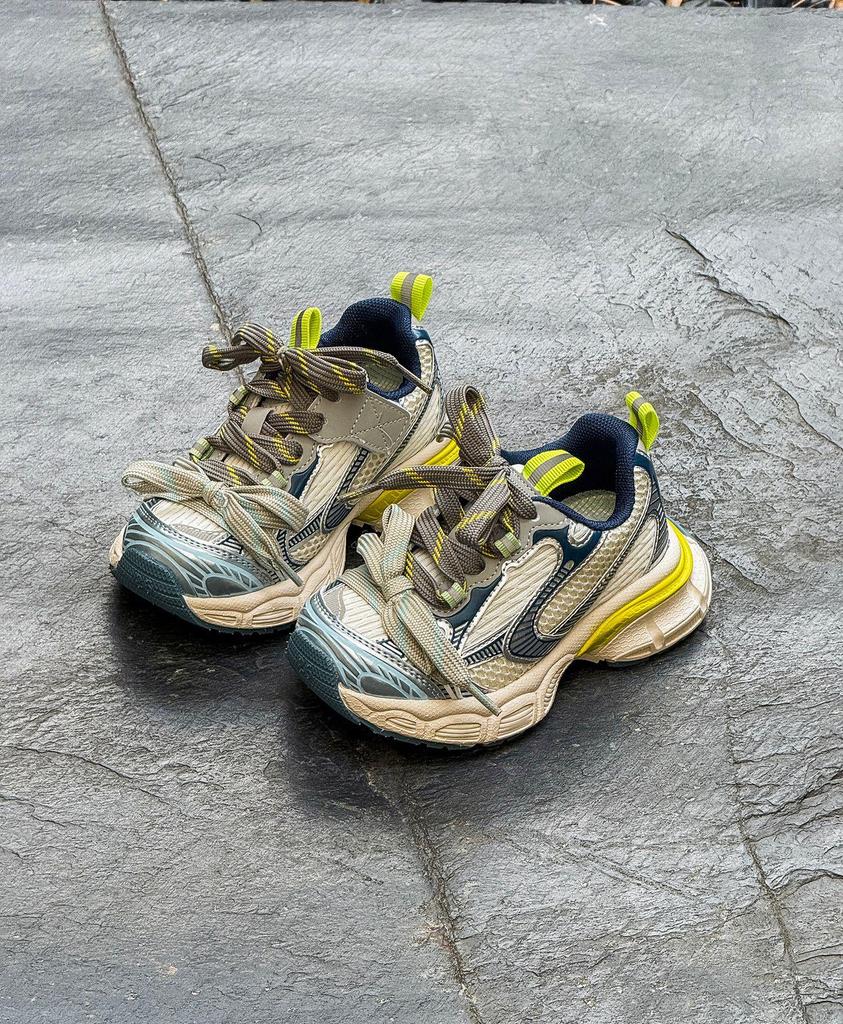 Spring 2026 Kids' Fashion Trend: Double Lace-up Breathable Lightweight Dad Shoes