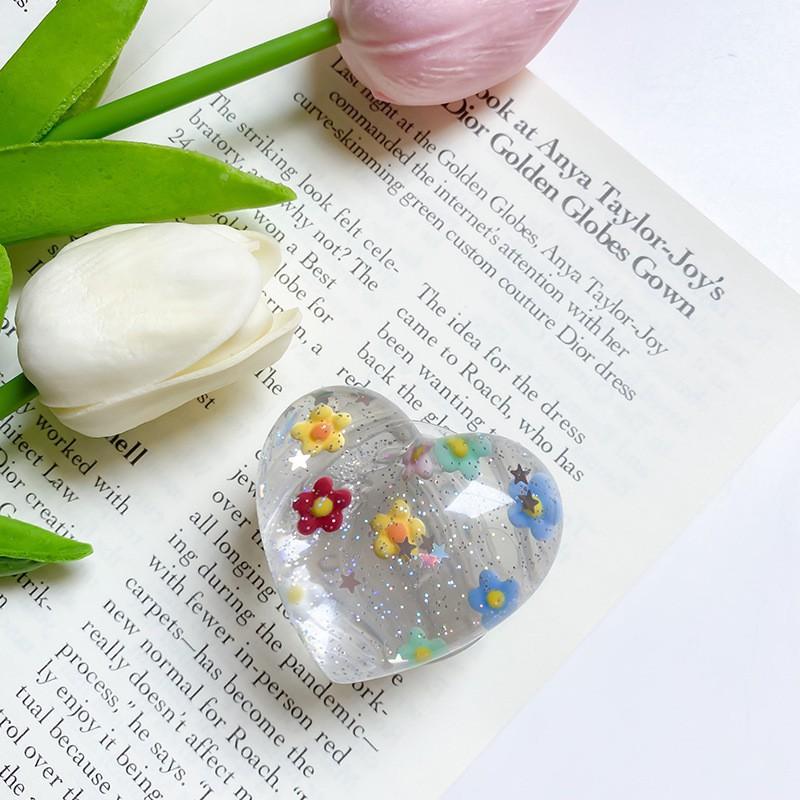 

Small Fresh Ins Wind Japanese Transparent Love Phone Stand Back Adhesive Airbag Scalable Desktop Drama God Tool Female