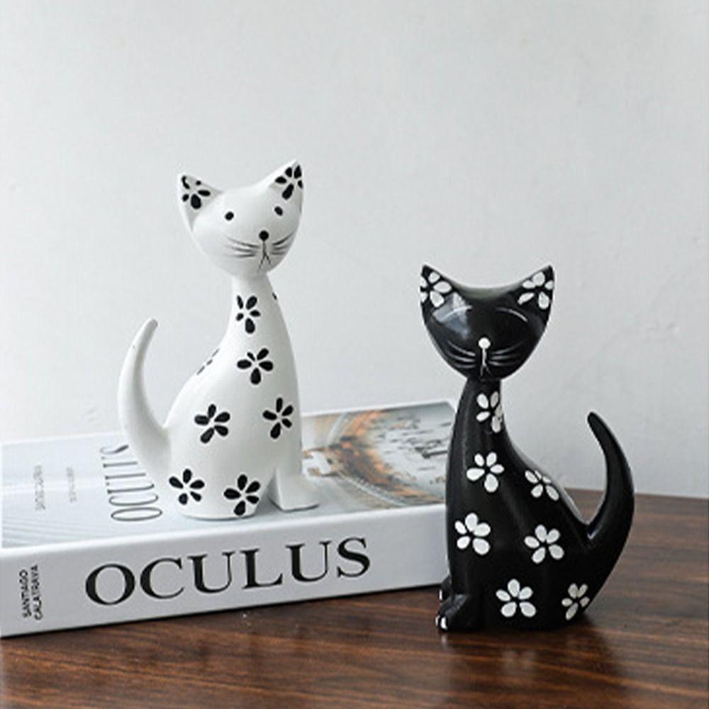 2pcs Modern Cat Statue Wooden Miniatures Figurine Desktop Ornament Animal Sculpture  Car