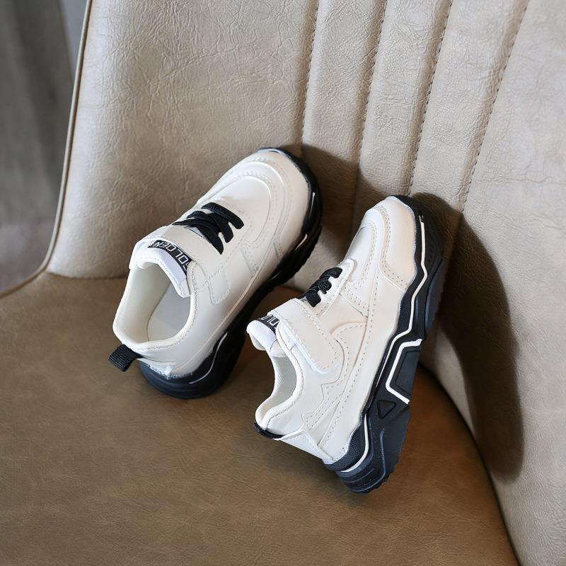 Mädchen Sportschuhe Herbst und Winter Neue Mode Kinderschuhe Koreanische Version Jungen Samt Zwei Baumwoll Baby Schuhe Trend Großhandel