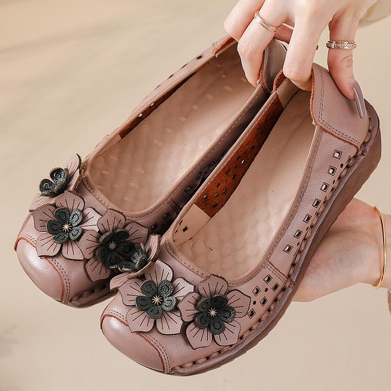 Fashion New Exquisite Cow Leather Wedged Flats Women Handmade Cutout Flower Moccasins Woman Antique Slip On Shoes Ladies Elegant Flats