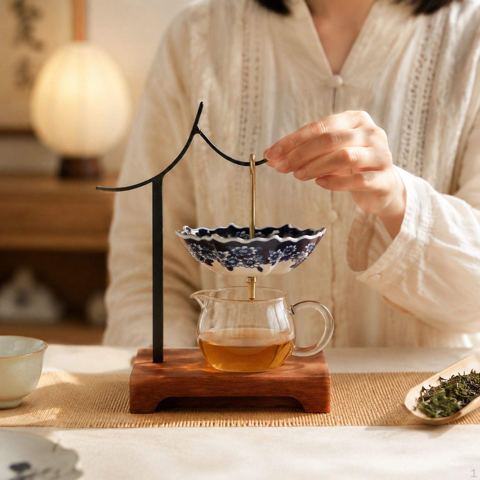 

Ceramic Tea Strainer Chinese Collections Artistic Unique Decorative with Stand Decoration for Blue White