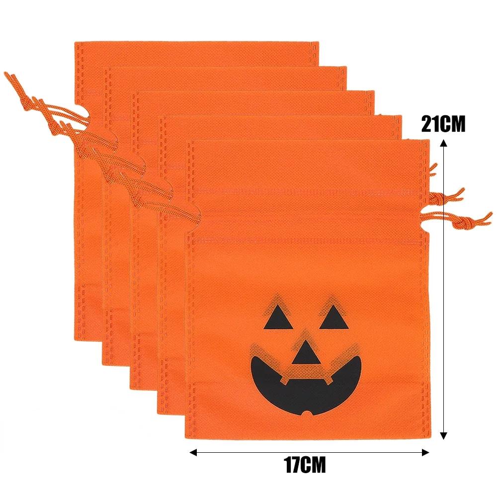 

30/5PCS Halloween Candy Bag with Drawstring Non-woven Fabric Biscuit Snack Bag Pumpkin Gift Bag Kids Halloween Party Decorations 5 PCS&21x17cm