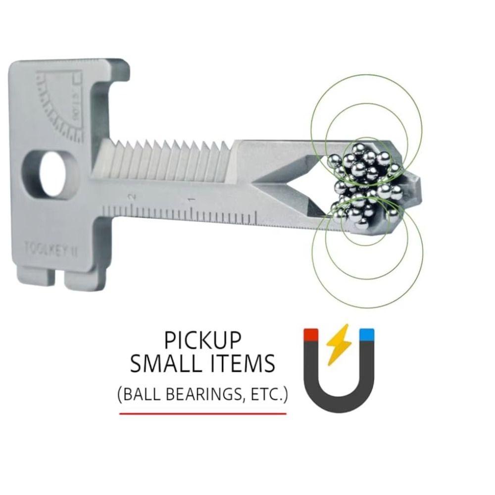 

Convenient 17 In 1 Multi-Tool Keychain Design Screwdrivers Camping Survival Kit Everyday Task срібний