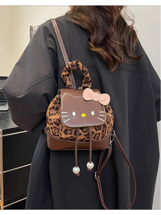 Damski plecak w panterkę: Modna, codzienna torba studencka i dojazdowa 2025 o dużej pojemności.