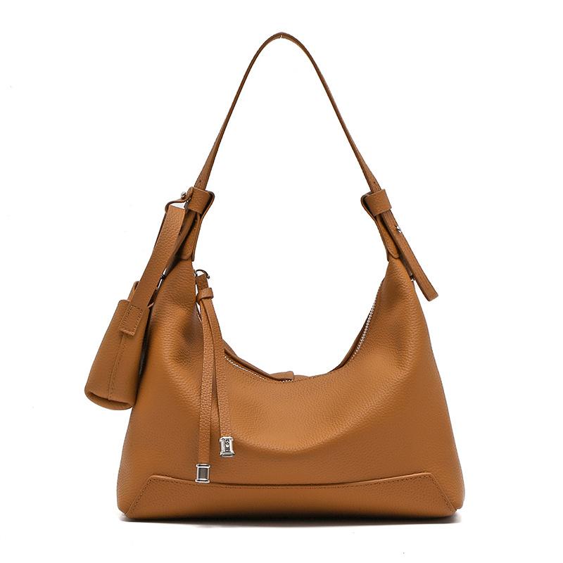 First Layer Cowhide Shoulder Bag New Genuine Leather Women's Bag Retro Commuter Crossbody Bag Fashionable Versatile Underarm Bag Women