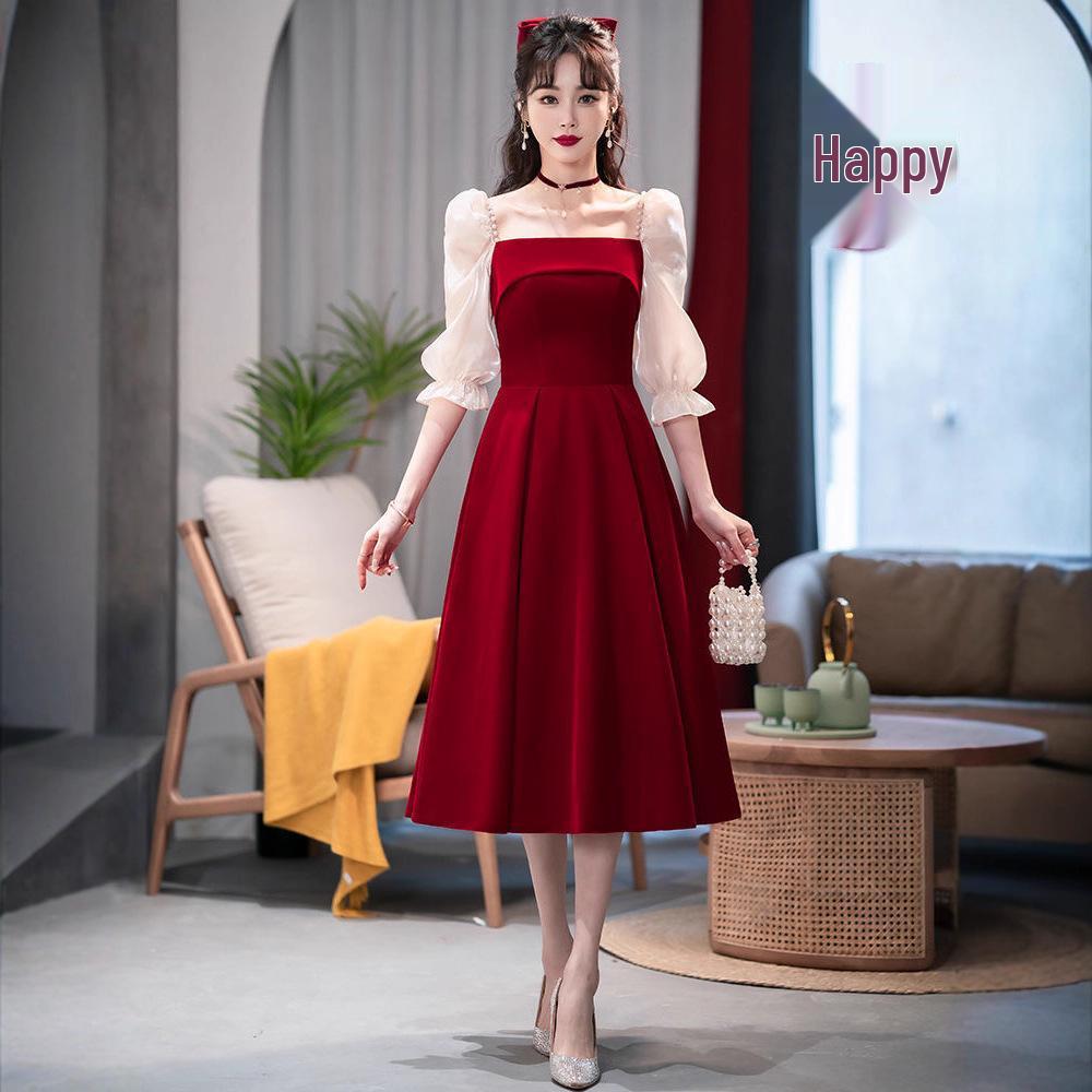 Robe d'été formelle courte haut de gamme couleur bordeaux - Tenue de toast ou tenue quotidienne pour la mariée 2025