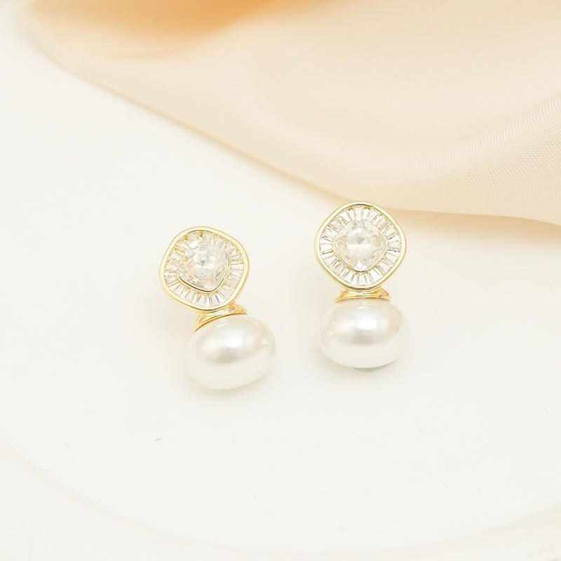 Rhombus Zircon Pearl Stud Earrings High-End Sense Niche Fashion Light Luxury Temperament Earrings Women'S Earrings