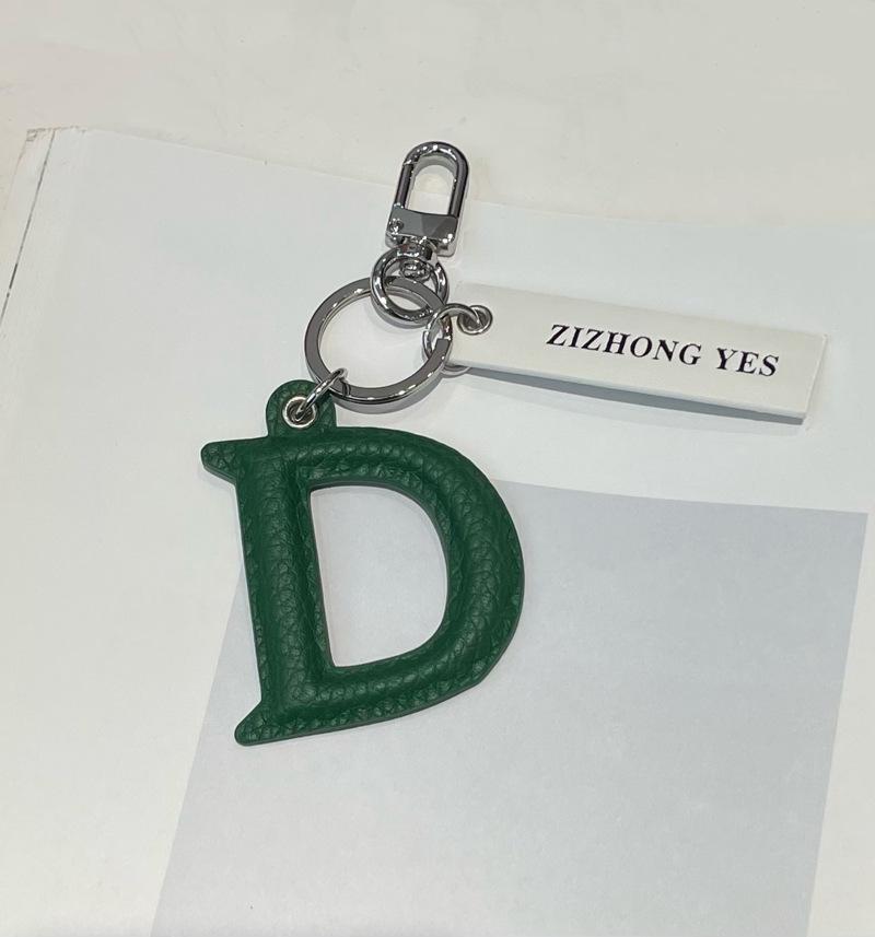 Stilvoller Schlüsselanhänger-Anhänger mit Buchstaben aus echtem Leder für Mädchen