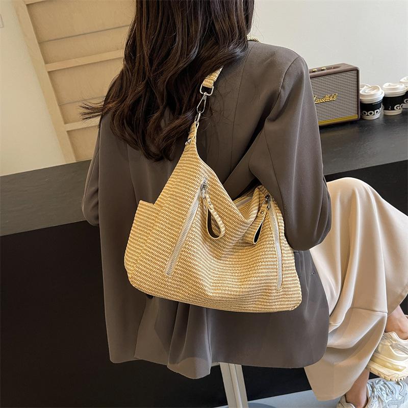 Tote Bag Summer New Shoulder Bag Fashionable Large Capacity Commuter Women's Bag Texture Bag Women