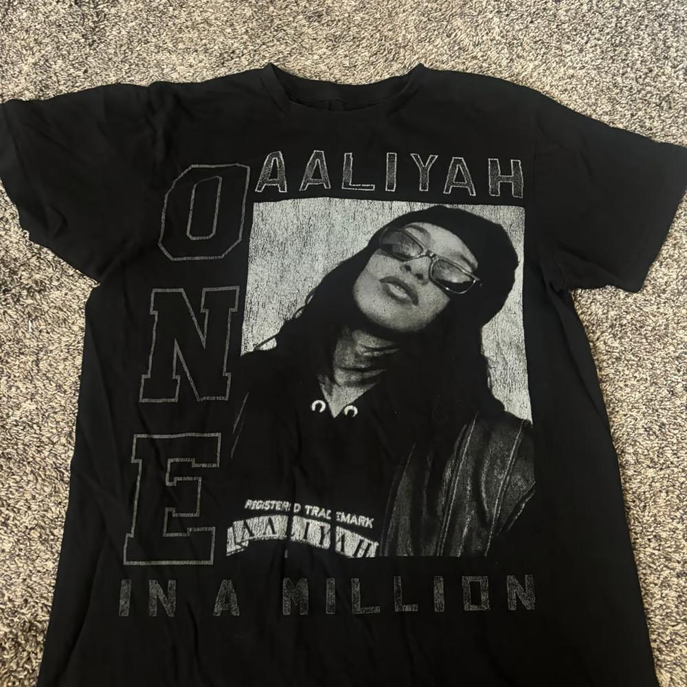 Vintage Aaliyah One in a Million Shirt Unisex Concert S to 5XL EL083 Unisex T-Shirt S