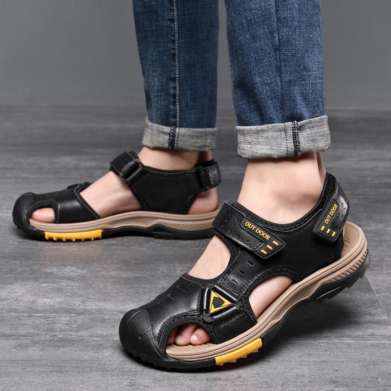 2024 New Outdoor Leather Men's Sandals High-quality Summer Non-slip Beach Shoes Sneakers Men Walking Mountaineering Travel Shoes