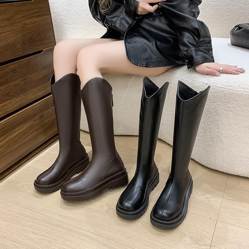Damen-Ritterstiefel mit dicker Sohle 2024 Herbst und Winter neue lange Stiefel im britischen Stil V-Ausschnitt hohe Stiefel bis zum Knie vielseitig